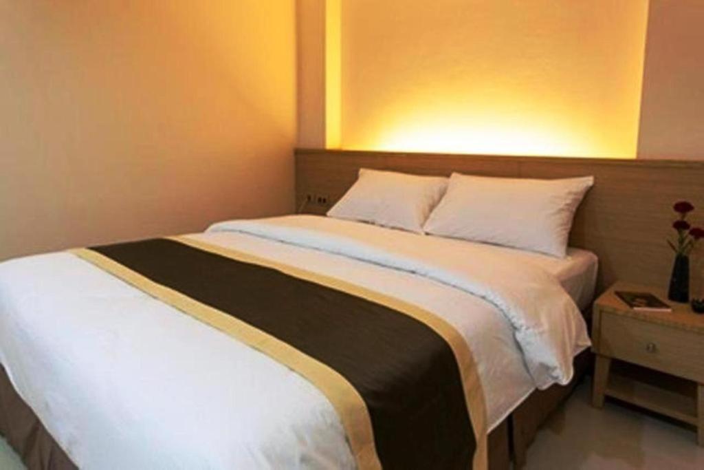 Gateway Hotel Pratunam Бангкок Экстерьер фото